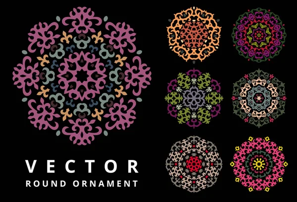 Siyah Arkaplanda Kafkas Motifleriyle Vektör Süslemesi Ayarlandı