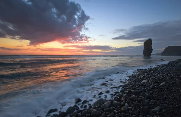 Tramonto nella baia d'oro . — Foto Stock