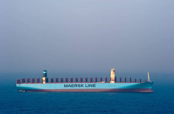Konteyner gemisi Madrid Maersk. — Stok fotoğraf