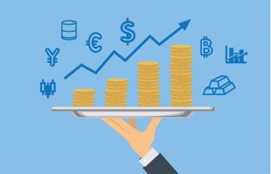 Madeni para yığını ile hisse senedi Alım Satım simgesi tutan el.