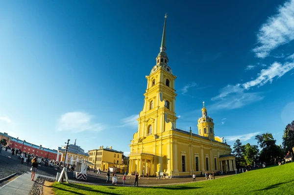 Fortaleza de Pedro y Pablo en la zona de la isla Hare de San Petersburgo — Foto de Stock