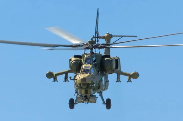 Harci helikopterek Berkuty. Oroszország, Szentpétervár, 2017. június. — Stock Fotó