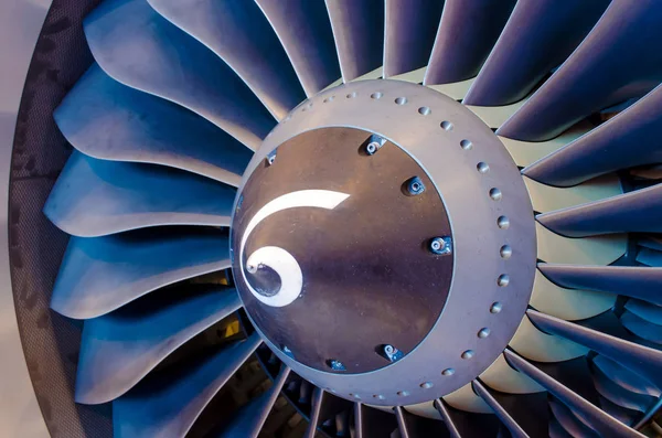 Uçak motoru kapat. Bıçaklar, fan Sanayi İnşaat