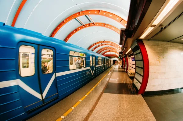Metro İstasyonu Obvodny kanal olduğunu. Saint-Petersburg, Rusya. 03 Eylül. 2017
