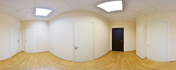 球形360度全景投影, 全景在内部空长的走廊与门和入口对不同的房间. — 图库照片
