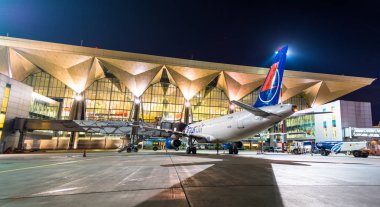 Onur Air Airbus A321. İlk uçuş, Rusya, Saint-Petersburg toplantı. Pulkovo Havalimanı, 27 Nisan 2018.