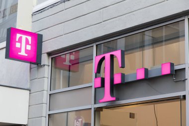T-hareket eden mektuplar Amsterdam'da bir cephe