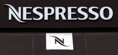 Nespresso Amsterdam'da bir duvara
