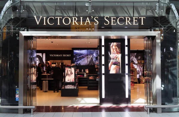Victoria geheime speicherung in amsterdam — Stockfoto