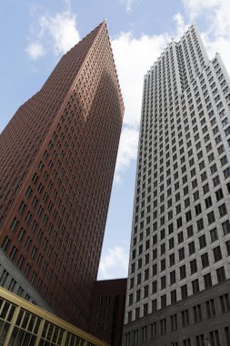 Lahey Merkezi içinde gökdelenler