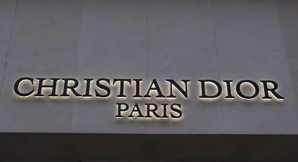 Christian Dior-winkel — Stockfoto