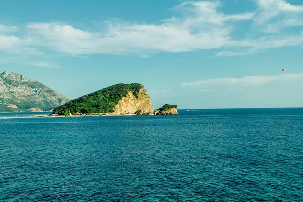 Isla Hawaii en Montenegro — Foto de Stock