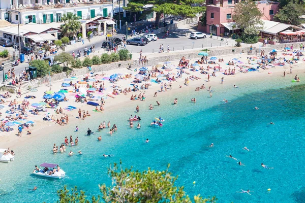 Palaiokastritsa dorp in Corfu — Stockfoto