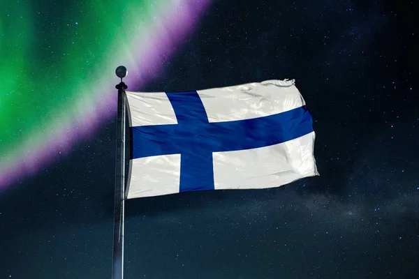 돛대에 핀란드 깃발 — 스톡 사진