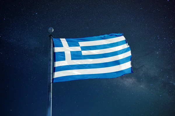 Ελλάδα σημαία από τον ιστό — Φωτογραφία Αρχείου