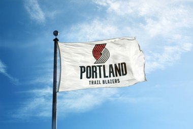 Bayrak direği Portl ile sallayarak Portland - 24 Ekim 2017-