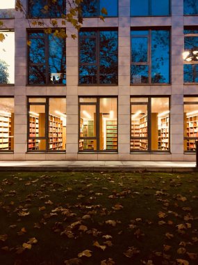 Bonn, Almanya - 20. Kasım, 2017 - şehir sokakları ve mimari Bonn Almanya