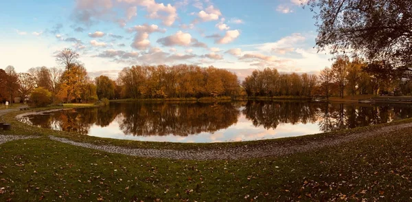 Autumnal Park Bonn Lake Panoramic View — Stock Photo, Image