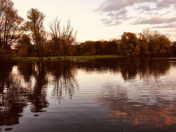 Autumnal Park Bonn Lake — Stock Photo, Image