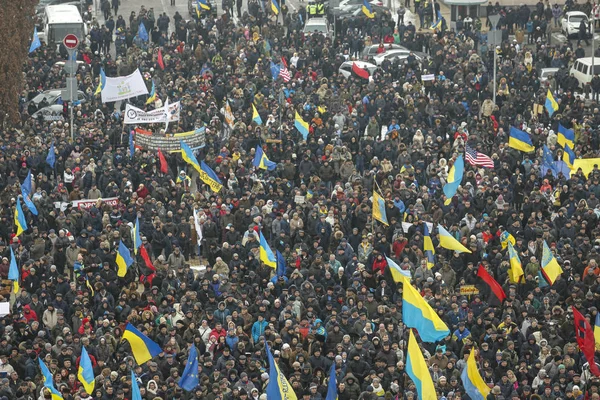 Eski Gürcistan devlet başkanı ve eski Odessa valisi Mikhail Saakaşvili Kiev, Ukrayna, 18 Şubat 2018 destekçileri bir miting.