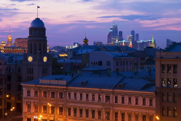 View of the city from a tall building — Stock Photo, Image