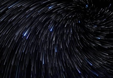 Moskova 'da gece Moskova' da 2020 baharında gökyüzü, gökyüzü, yıldızlar, düşen meteorlar. Koyu