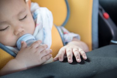 Bebek el Bebek Oto Koltuğu, diğer el mi tutarak tutarak kapatmak