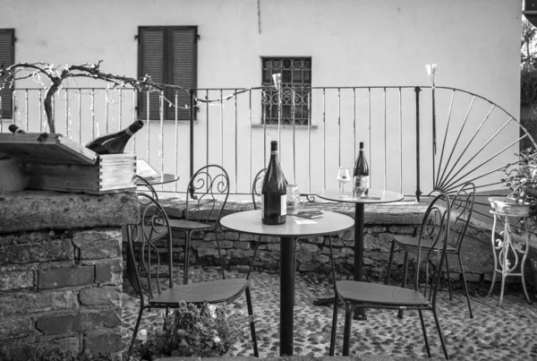 Azienda Vinicola Area Degustazioni All Aperto Nel Borgo Neive Nella — Foto Stock