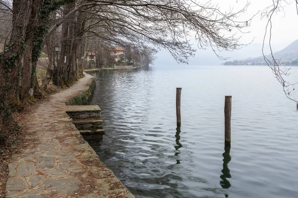 Tramonto Primaverile Anticipato Tratto Dalle Sponde Del Lago Orta Piemonte — Foto Stock