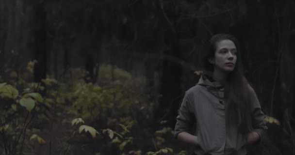 Beautiful Sad Woman Stands In Forest And Waits Something. Good-looking Girl Looks Around And Think About Something Outdoors. Teen Girl In Trouble Having Problem Feeling Bad Stressed Worried Anxious — Stock Video