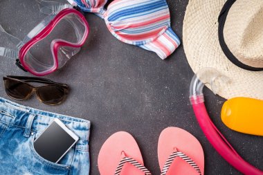 Plaj aksesuarlarıyla yaz geçmişi.