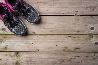Koşu ayakkabıları ile spor arka plan