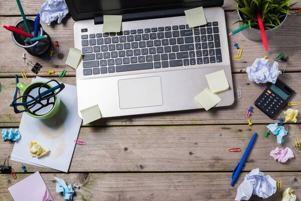 Письменный стол
