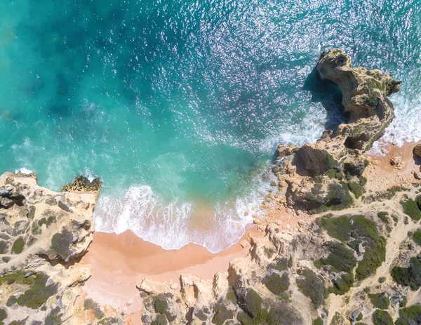 Vista Aérea Playa Arena Océano Con Hermosas Aguas Turquesas Claras — Foto de Stock