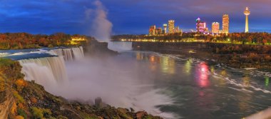 Gece Niagara Şelalesi