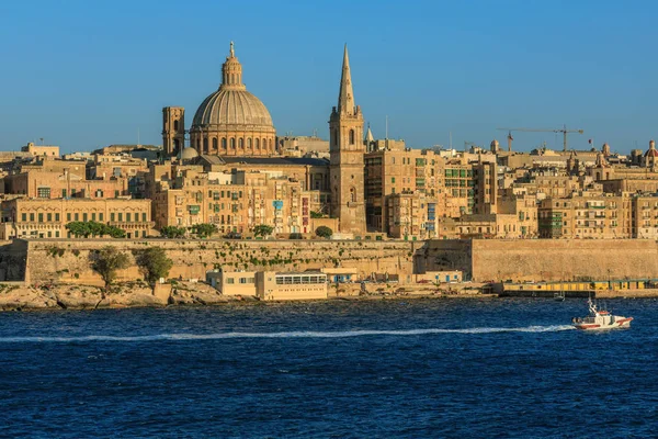 Skyline Valetta al atardecer, Malta —  Fotos de Stock