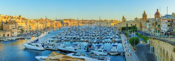 Grand harbor i malta — Stockfoto