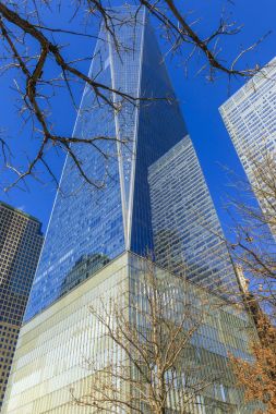 Dünya Ticaret Merkezi ulaşım merkezi yakınındaki bir Freedom Tower, Manhattan, New York, ABD