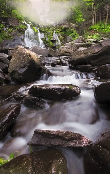 Niebla en Bastion Falls —  Fotos de Stock