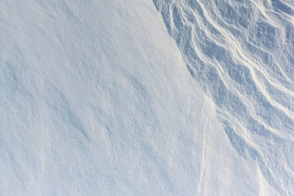 El fondo de nieve natural sobre la superficie del río en invierno —  Fotos de Stock