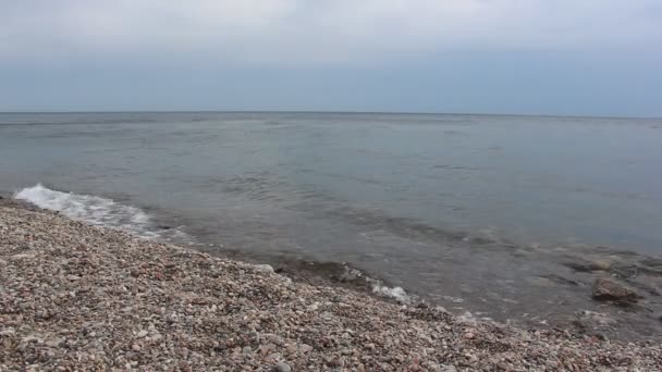 Lago Baikal en la primavera, asentamiento Listvyanka, Rusia — Vídeo de stock