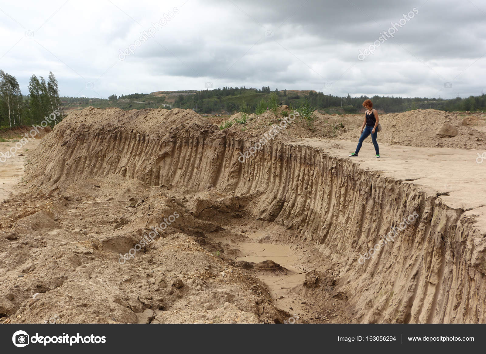 standing sand pit
