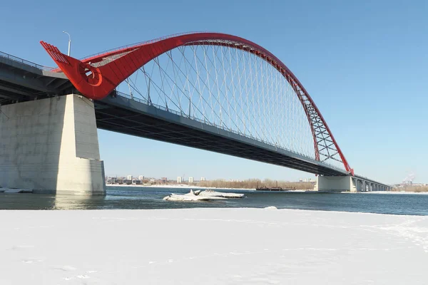 Köprü nehir, Ob ırmaklar, Novosibirsk şehir, Rusya üzerinde,