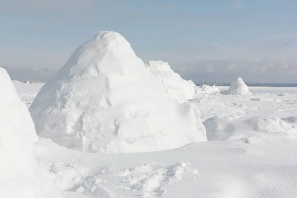 Igloo Pie Sobre Embalse Nevado Invierno Novosibirsk Rusia —  Fotos de Stock
