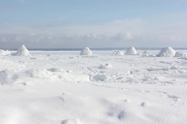 Igloo Pie Sobre Embalse Nevado Invierno Novosibirsk Rusia —  Fotos de Stock