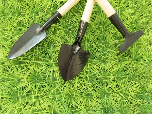 Arka plan bahar ve Bahçe hakkında bahçede çalışmak