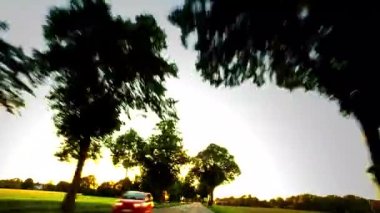 Gün batımında - Pov bir araba