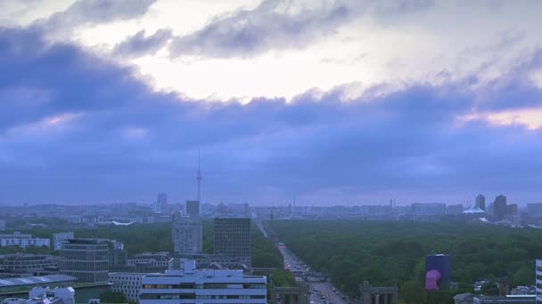 Berlijn Cityscape Bij Dageraad — Stockvideo