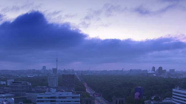 Berliner Stadtbild Morgengrauen — Stockvideo