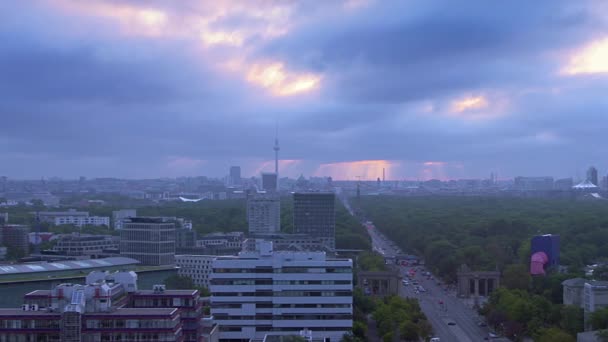 Berlijn Cityscape Bij Dageraad — Stockvideo